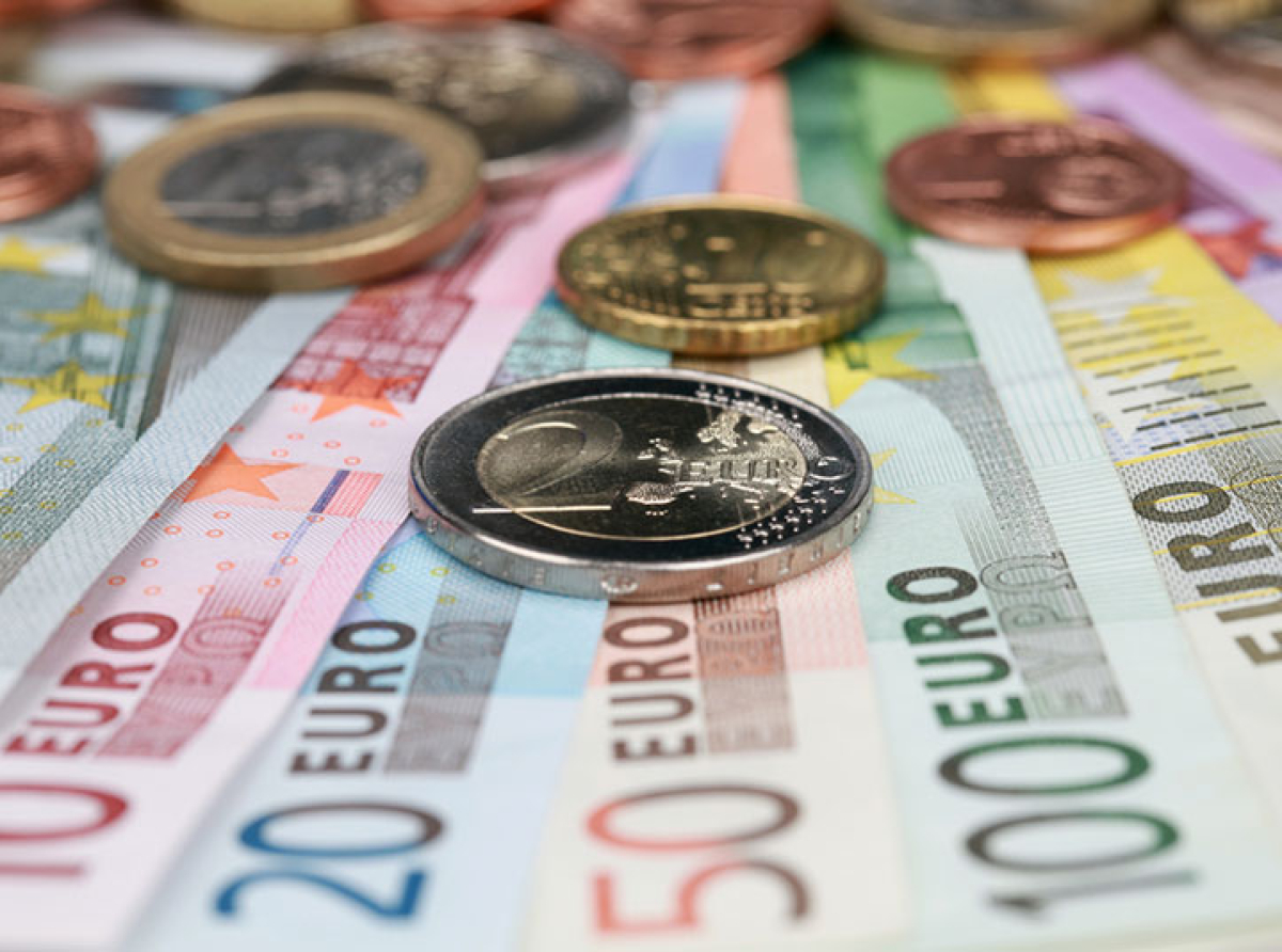 Κρατικά φέσια 3,6 δισ. ευρώ πιέζουν τη ρευστότητα στην αγορά