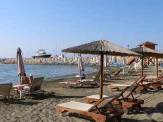 ΑΑΔΕ: Μπαράζ ελέγχων σε τουριστικές περιοχές και Airbnb – Ποιοι κινδυνεύουν με πρόστιμο