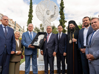 Ομιλία Προέδρου Ε.Ε.Α. στα Αποκαλυπτήρια του πρώτου αγάλματος για τους μικρομεσαίους & Φωτορεπορτάζ
