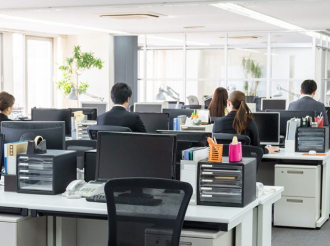 Οι Έλληνες εργάζονται πολύ περισσότερο από τον μέσο όρο της Ευρώπης