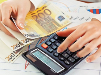 Ελεύθεροι επαγγελματίες και αγρότες: Στο τραπέζι το «πάγωμα» των αλλαγών στον τρόπο υπολογισμού των αυξήσεων στις εισφορές