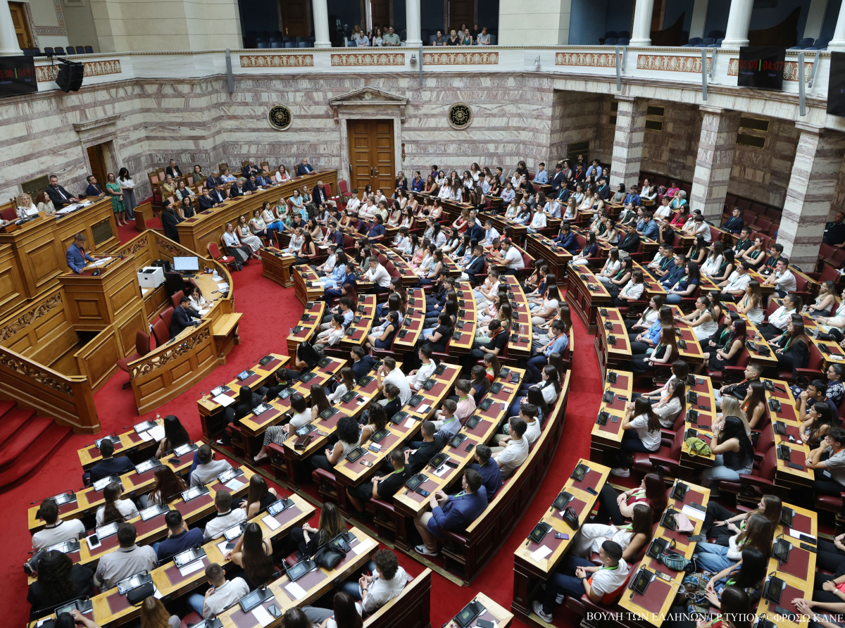 Στη Βουλή το νέο φορολογικό νομοσχέδιο – Οι ελαφρύνσεις σε νοικοκυριά, επιχειρήσεις και περιφέρεια