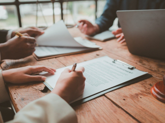 Προς αναβολή για το 2026 ο νόμος για τις Συλλογικές Συμβάσεις Εργασίας