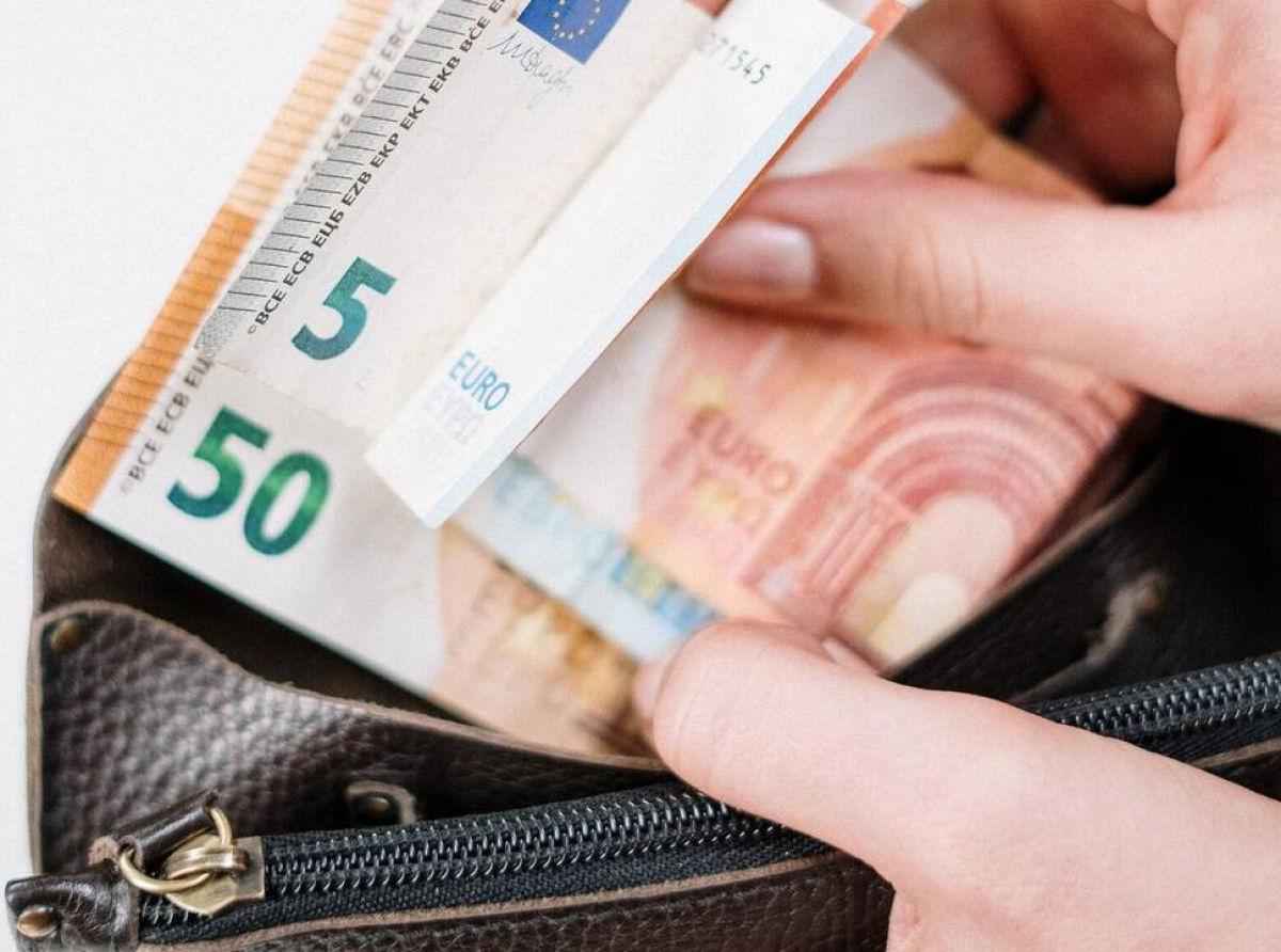 Οι 30 παροχές που αλλάζουν τα εισοδήματα – Και ήρθαν για να μείνουν